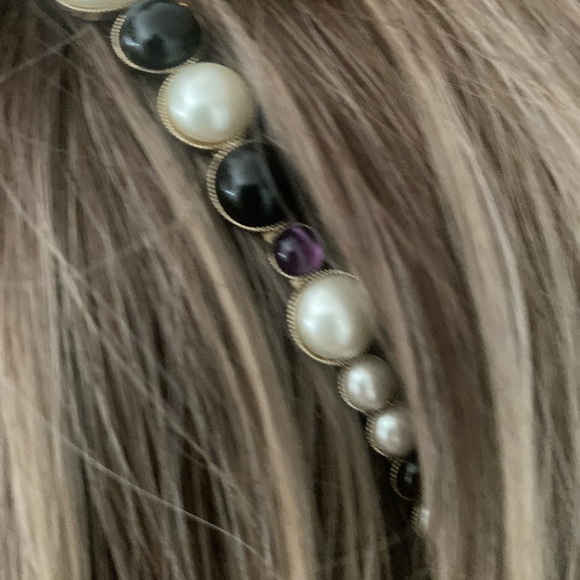 Vintage Chanel headband - Picture 8 of 16